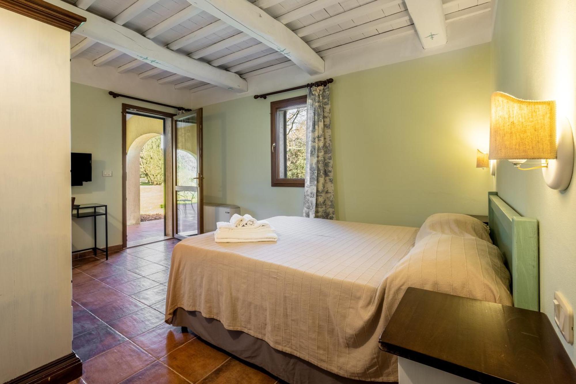 Appartamento Deluxe con 2 Camere da Letto e Vista Giardino